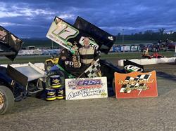 Donnelly Dominates Sprint Car Spectacular