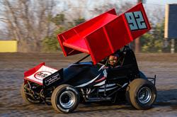 Weaver Showing Improvement With Each Lap in 360 Winged Sprint Car