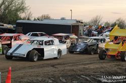 Racing Returns This Saturday Night