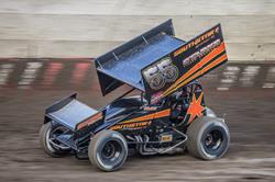 Starks Shows Progress During World of Outlaws Doubleheader at Thunderbowl