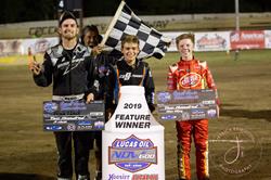 Randall, Flud and Daugherty Produce Lucas Oil NOW600 Series Wins to Open Hi Plains Building Division Small-Town Showdown