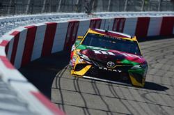 Joe Gibbs Racing signs extension with Toyota