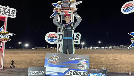 Chelby Hinton Holds Honors in Micro Mania Preliminary Night Win with POWRi Outlaw Micros
