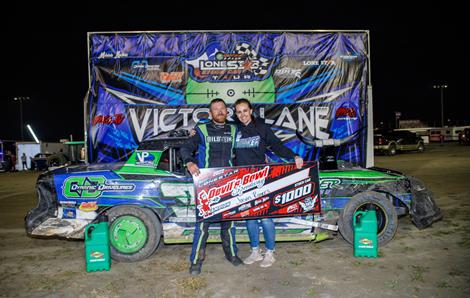 Row six start an advantage for Rogers in  IMCA Lone Star Tour win at Devil’s Bowl