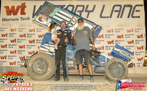 Lorne Wofford Repeats in POWRi Vado Super Sprint Feature Victories