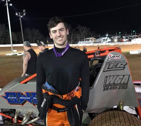 Wilson captures USAC WIngless Sprints opener at Red Dirt
