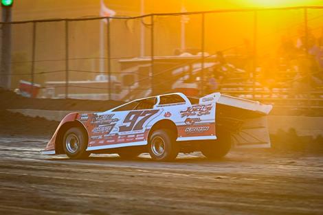 Dillard Snags Top Five At River Cities During Four Night Outlaw Late Model Stretch