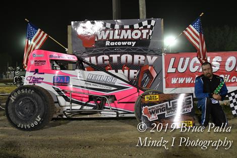 Oconomowoc's Ryan Zielski won his first ever 20-lap AutoMeter Wisconsin wingLESS Sprint feature at Wilmot.