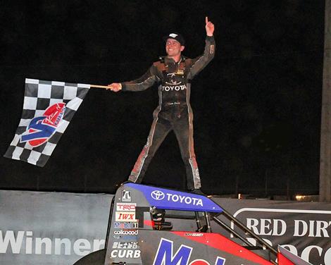 Seavey takes 'Tuesday Night Thunder' at Red Dirt Raceway