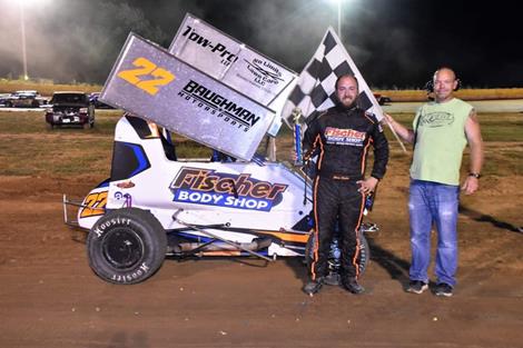 Chase Fischer Claims Fifth Feature Victory with POWRi Midwest Lightning Sprints