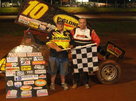 Gray grabs O'Reilly USCS win at Tri-County Race Track.