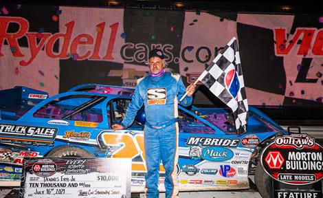 Dennis Erb Jr triumphs at River Cities Speedway