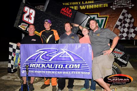 Starks Picks Up Fourth Victory in Last Month during Debut at Bubba Raceway Park