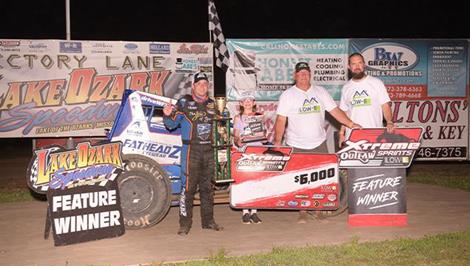 Brady Bacon Wins LOS Non-Wing Nationals in POWRi WAR/Xtreme Outlaw Feature