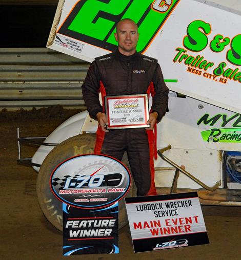 Cranston Captures URSS I-70s Lubbock Wrecker Service 305 Nationals Opener!