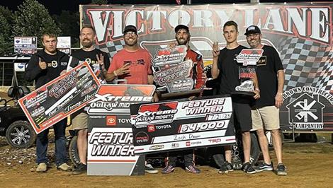 Zach Daum Wins at Doe Run with POWRi National Midget League/Xtreme Outlaw Midget Series