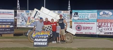 Curtis Evans Earns First POWRi LOS 305 Sprint Feature Victory