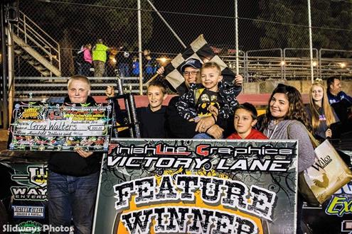 Sunset Speedway Park Closes Out 2016 With Championship Night Presented By FinishLine Graphics; G. Walters, Miller, A. Case, Braaten, LaBarge, Gartner,