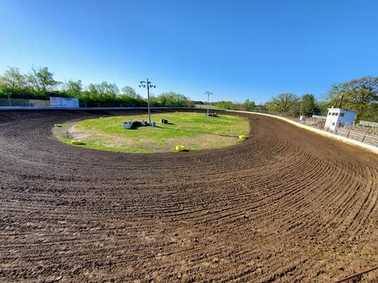NOW600 Weekly Racing Returns to Coles County Speedway in 2023!