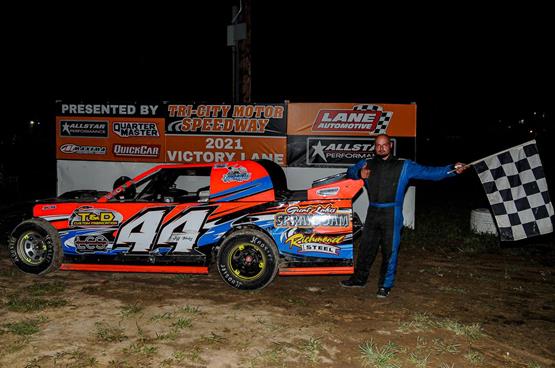 Near Surpasses Steele to Take Home the Win and Big Check at TCMS
