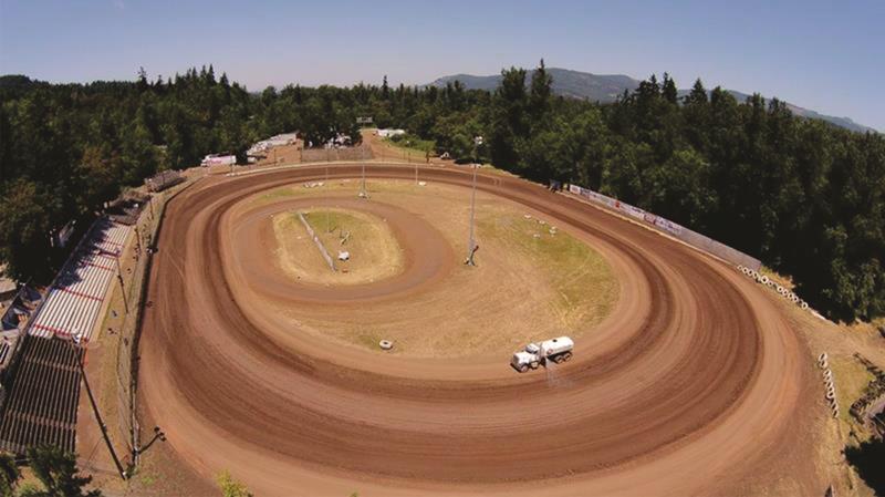 Cottage Grove Speedway Host Two Rounds Of The Wild West Modified
