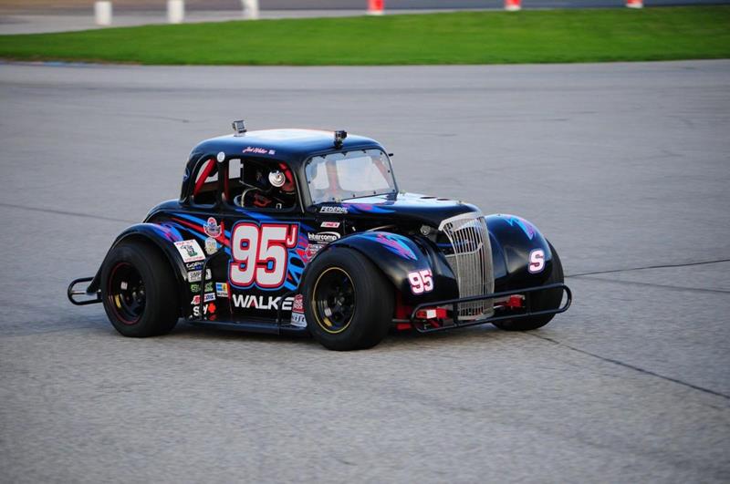 Official site for Jack Walker Driver of the 95J Legends Car