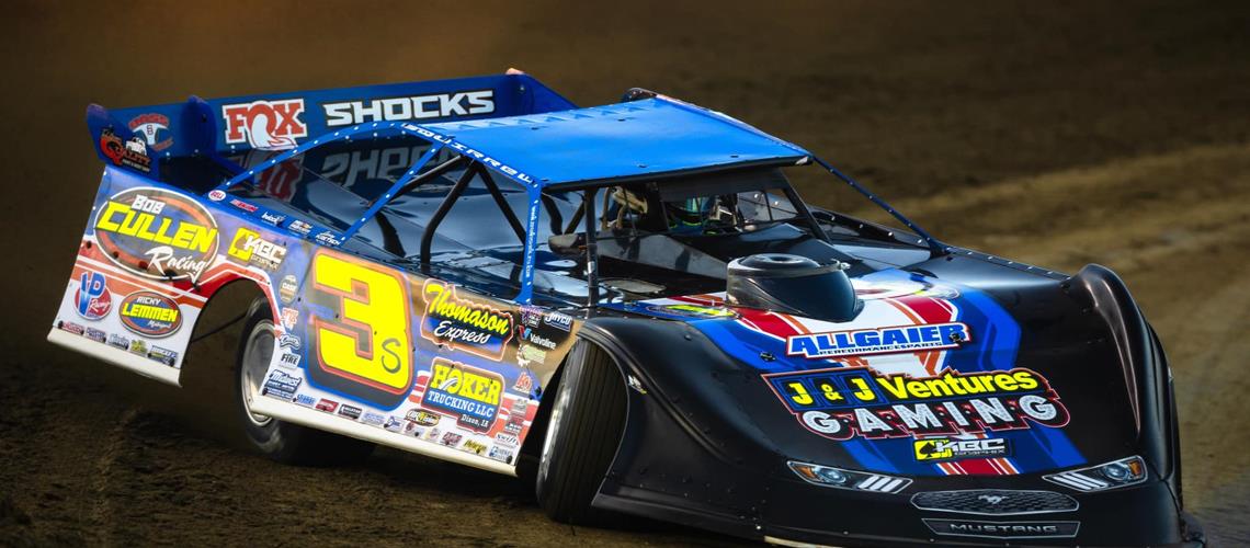 Shirley Digs Through World of Outlaws Illini 100