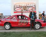 Top line takes Larson to $2,000 Frostbuster checkers, first IMCA Modified win at Bullring