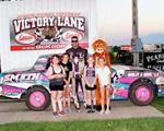 Chipp races to IMCA Modified checkers at Benton County Speedway