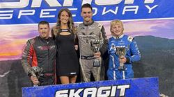 Starks Posts Fourth 410 Feature Victory This