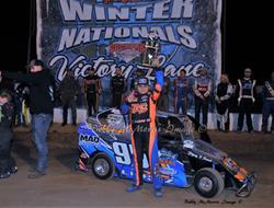 Horton sweeps the weekend as Reuter bookends his w