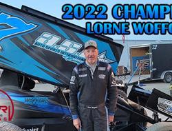 Lorne Wofford Wins POWRi Desert Wing Sprint Series