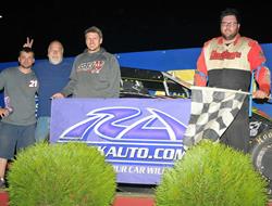 Mike Mueller OWNS Granite City Speedway With Yet A