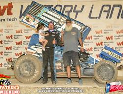 Lorne Wofford Repeats in POWRi Vado Super Sprint F