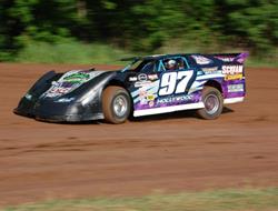 Northwest Extreme Late Model Series On Hand For Ro