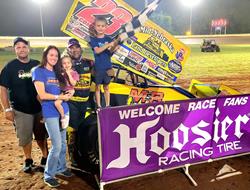 MOSS LEADS LATE FOR USCS XTREME SPEEDWAY