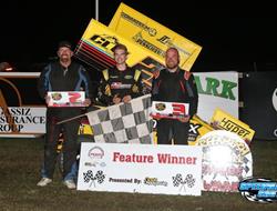 Alex Therrien Thrills in POWRi Lightning Sprint Na