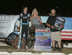 Hinton and Nunley Top Tuesday Special At Red Dirt