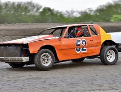 Easter Egg-stravaganza, E-Mod Series @ I-37 Speedw