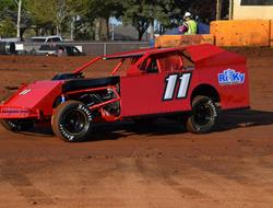 Potter Looks For Good Run With SSP Budweiser IMCA