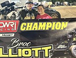 Broc Elliott Excels in POWRi West Midget League 20