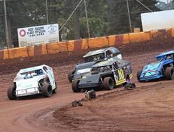 Sunset Speedway Park Hosts Race Midweek Event On W