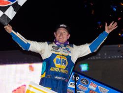 Sweet scores fourth World of Outlaws win of the se