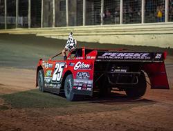 Clanton Scores first World of Outlaws win of 2022