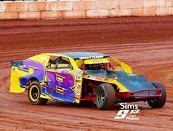 Racing is BACK at Red Dirt Raceway for the Fall Se