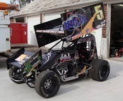 Left Front Picture of (305) Sprint Car.