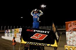 Randall and Tatnell Hustle to Wins at Huset’s Speedway During Bull Haulers Brawl