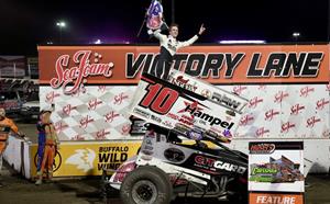Timms Captures Border Battle P