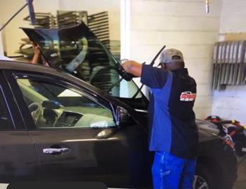 Services | Advanced Auto Glass by Joey