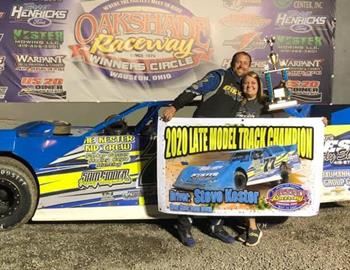Steve Kester won Saturday night’s Late Model feature and clinched the Track Championship at Oakshade Raceway in Wauseon, Ohio.